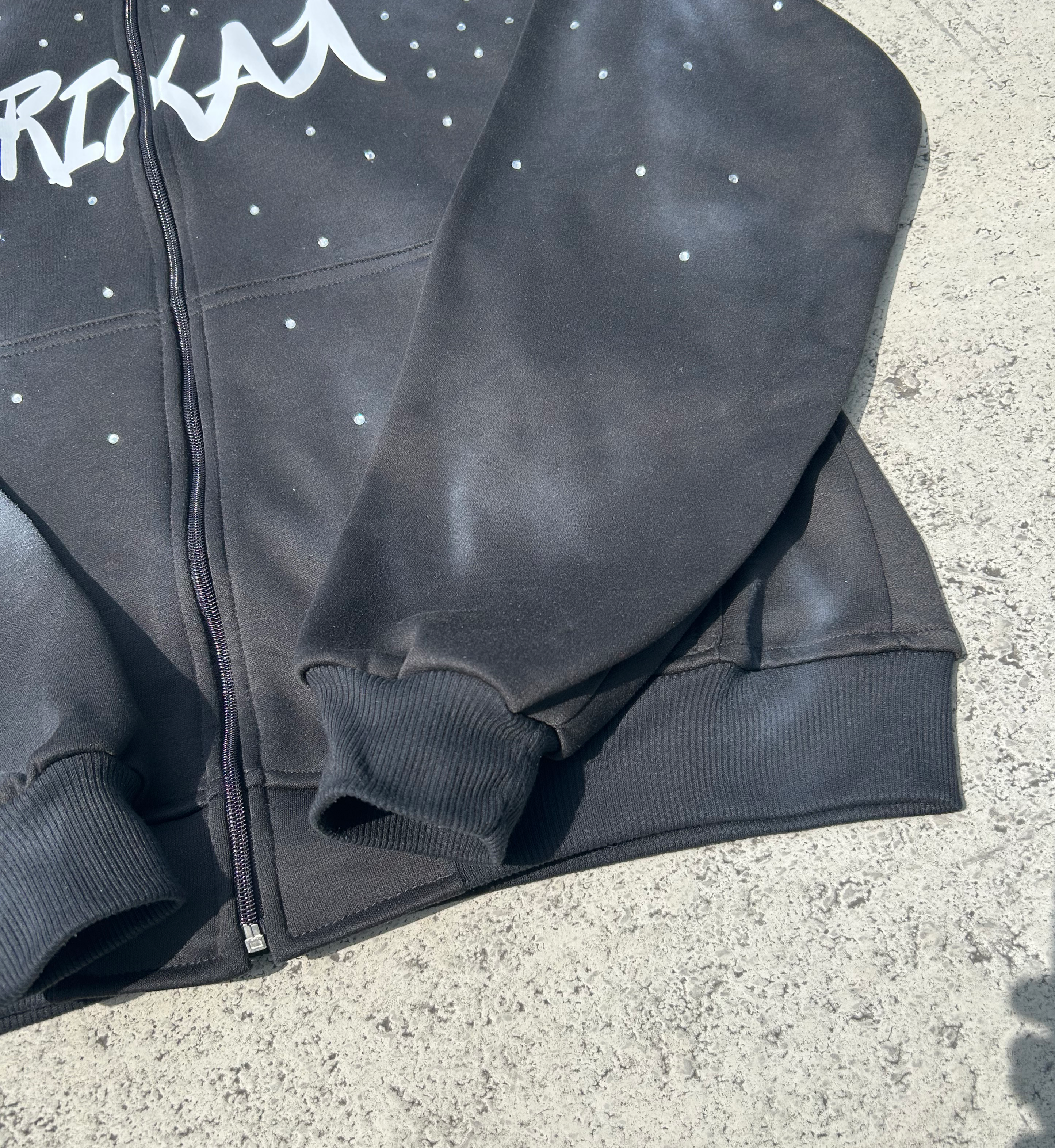 CHAQUETA NEGRA DIAMANTE