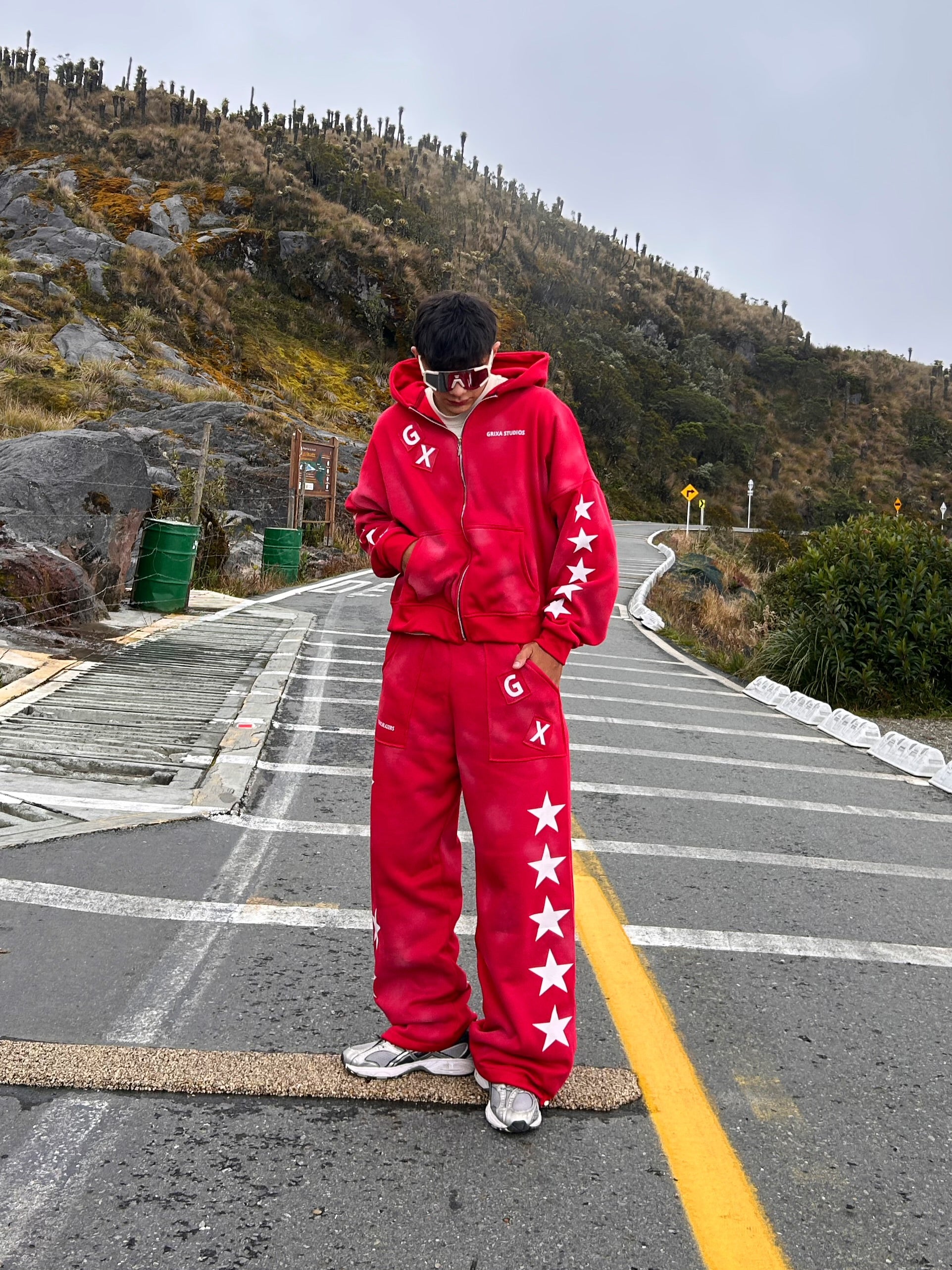 SUDADERA 5 STARS ROJO
