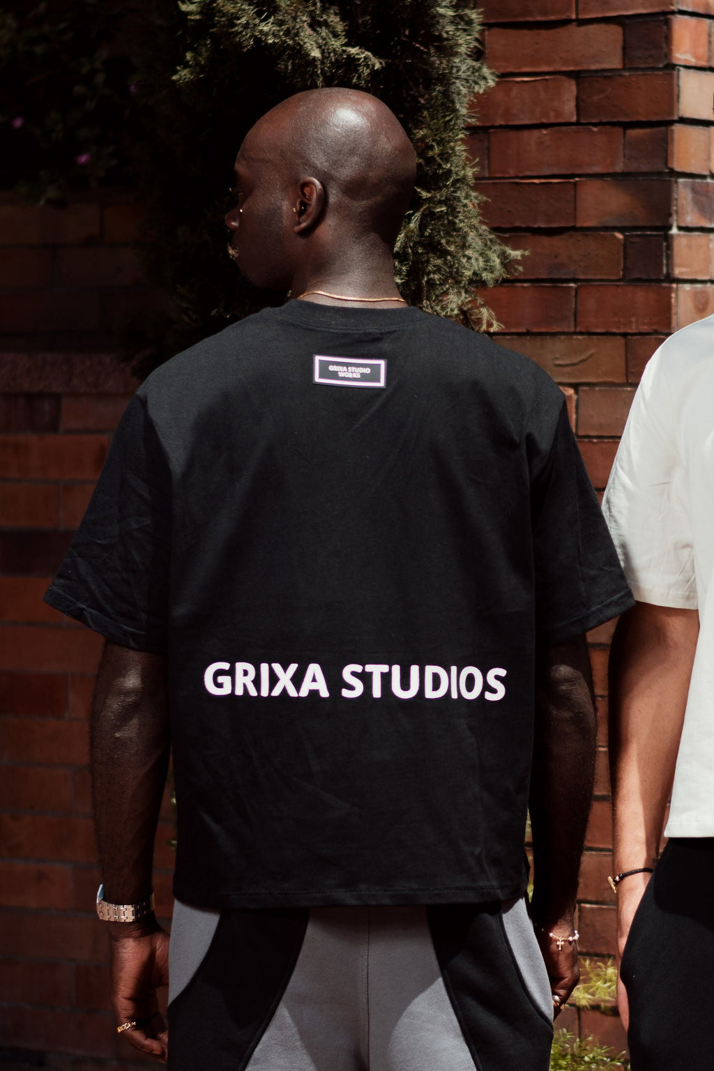 CAMISETA GENESIS NEGRA GX1.12