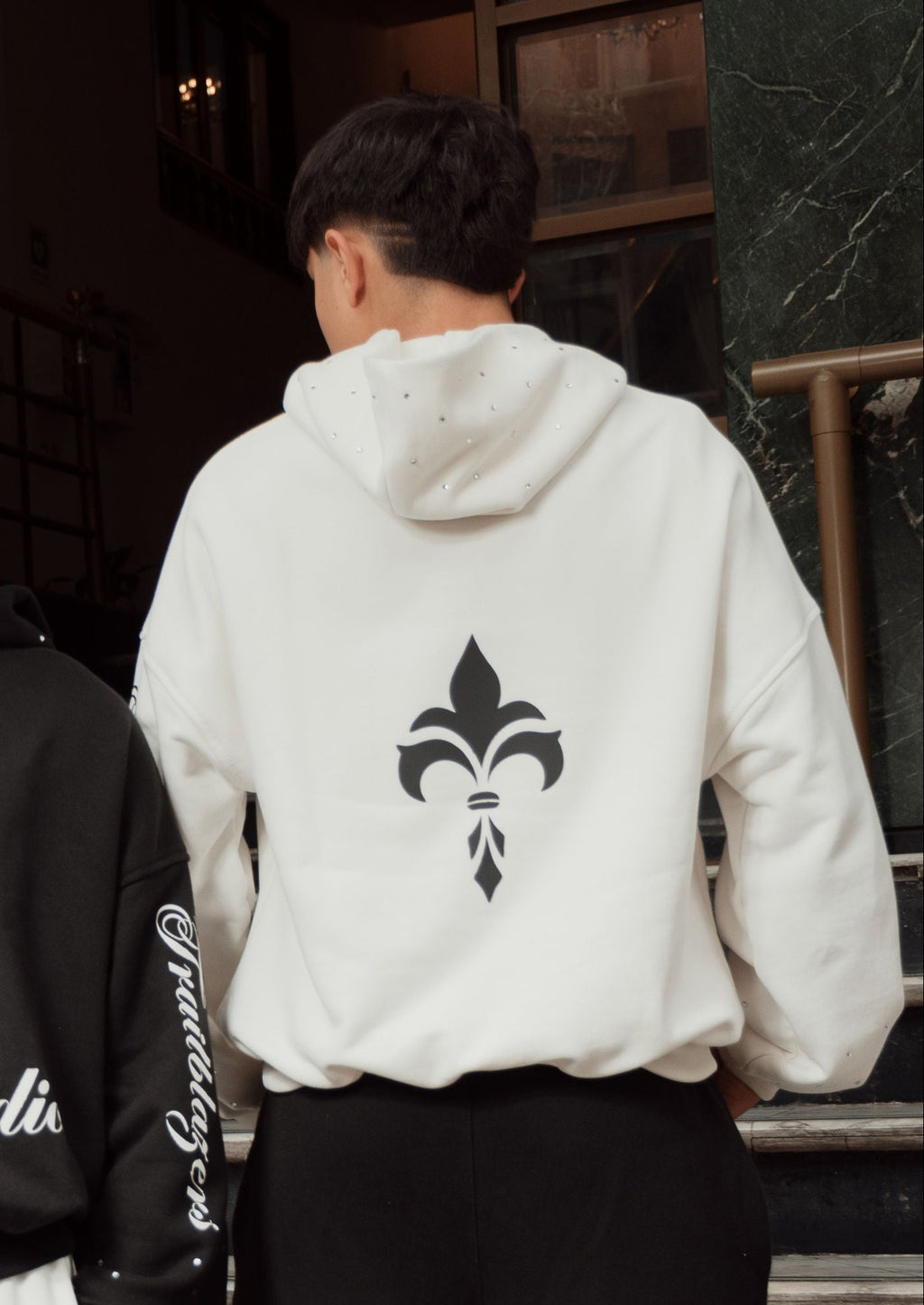 CASTLE HOODIE BLANCO GX2.9