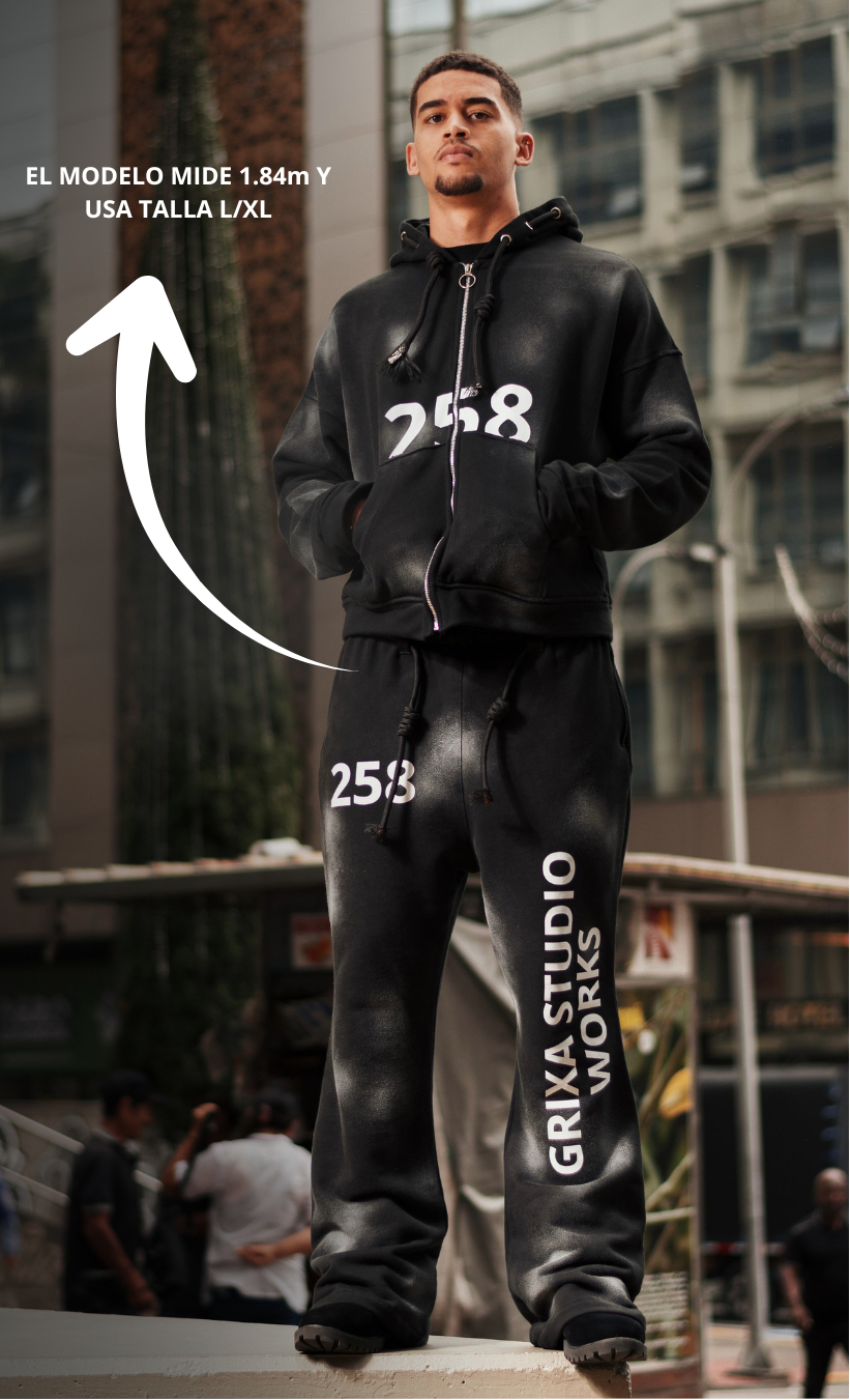 PANT 258 NEGRO GX4.12