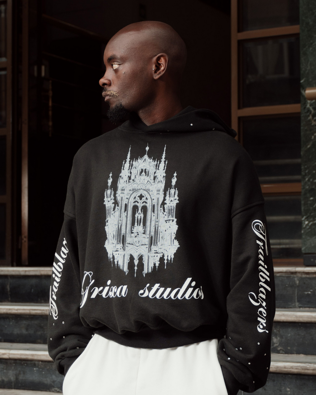 CASTLE HOODIE NEGRO GX2.8